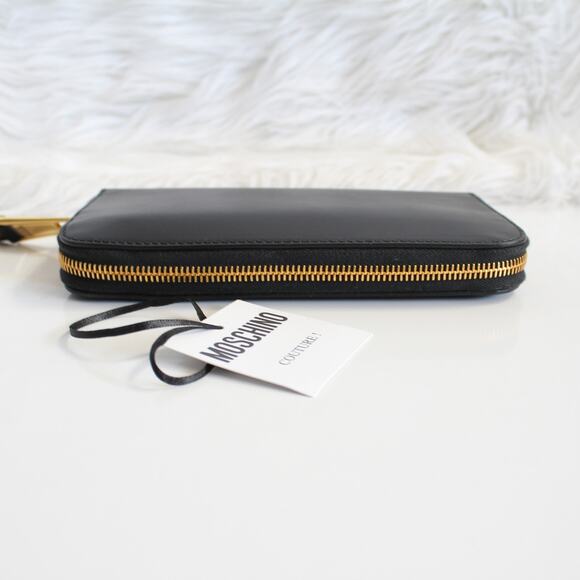 Moschino Black Gold Logo Continental Zip Around Wallet Wristlet New - Picture 5 of 13